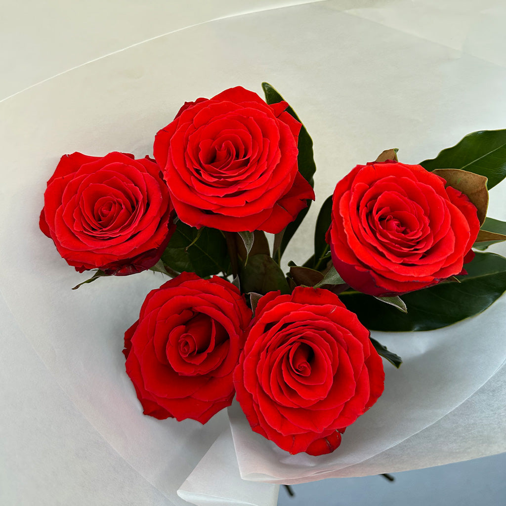 Market Bunch - Red Roses